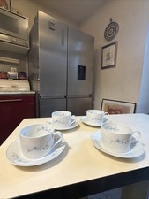 4 grandes tasses à thé