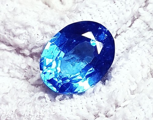 Naturel topaze bleu - naturel,