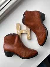 Brako Leather Boots – Size