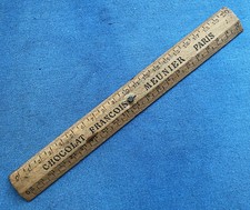 Ancienne règle en bois
