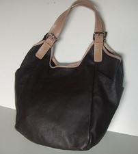 UNANYME DE GEORGES RECH SAC EN