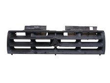 MR300643 grille gauche capot