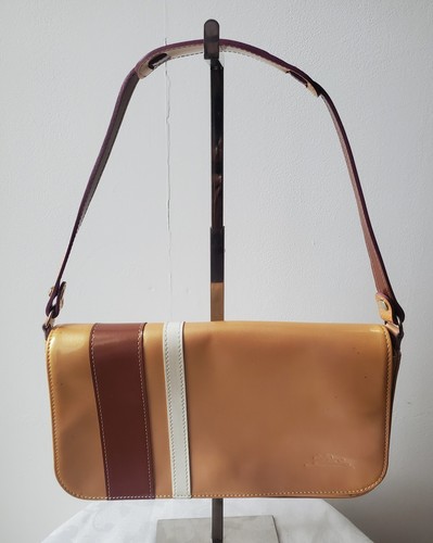 Sac main baguette cuir - en,