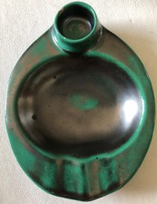 PAUL MILLET SEVRES. CENDRIER BOUGEOIR VERT BRONZE & ENCRE FORME MODERNISTE 