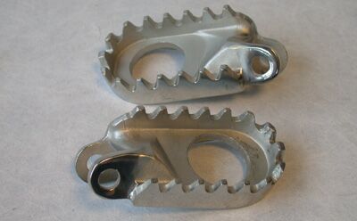 Repose pieds inox honda 80 - pieds,