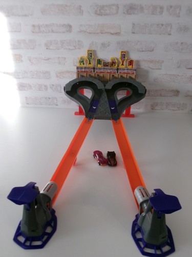 Circuit hotwheels hot wheels - hotwheels,