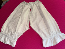 Ancienne culotte fendue