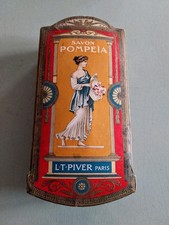 Pompeia L T Piver, boîte à