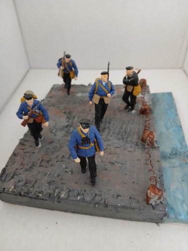 Diorama soviet naval - soviet, troops