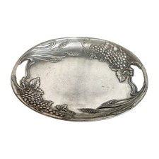 GRAND PLATEAU EN ÉTAIN DECORE DEGRAPPES DE RAISIN ET ÉPIÉ DE BLE ART NOUVEAU 