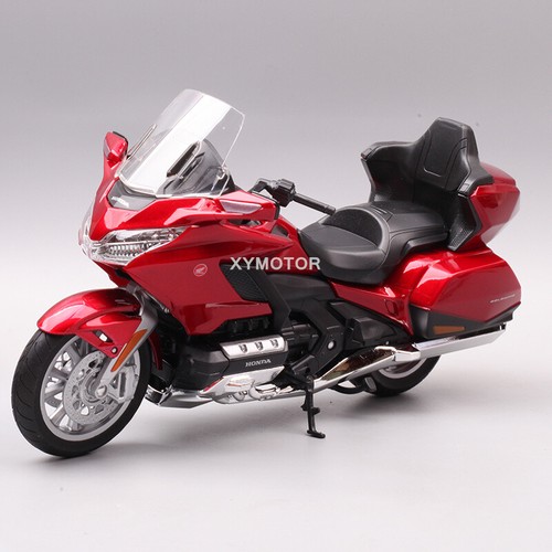 Welly honda gold - 1/12,
