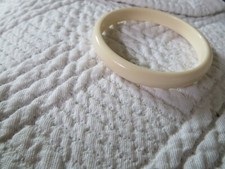 ancien bracelet plastique