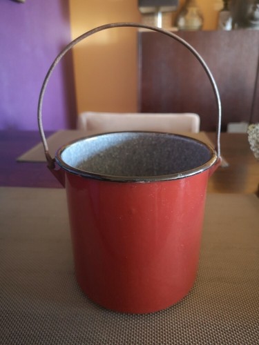 Pot cache - pot/cache, métal