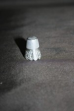 Dé à coudre ancien en argent