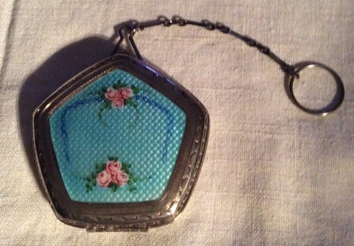 ANTIQUE/VINTAGE