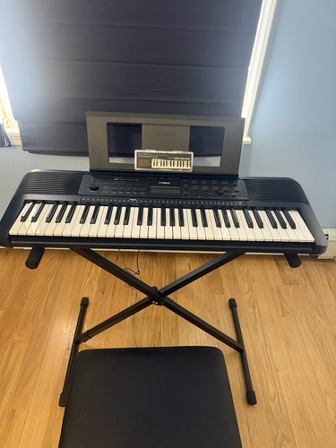 Yamaha psr e273 with stand - psr,