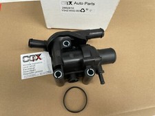 Boîtier thermostat YS4Z-8592-BD pour Ford Focus 2000-2004