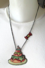 Collier pendentif gâteau