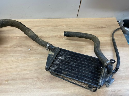 Radiateur tordu suzuki 240 - radiateur,