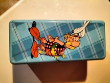 BOITE DELACRE ASTERIX 2014