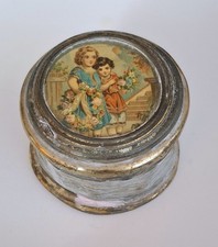 Boîte à poudre ancienne