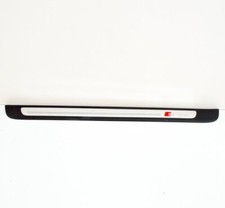 Seuil de porte avant gauche