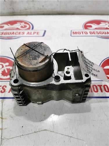 Cylindre moteur honda - moteur,