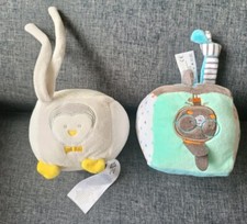 545🌟 Lot De 2 Dès Doudou Peluche Éveil Bébé Grelots 