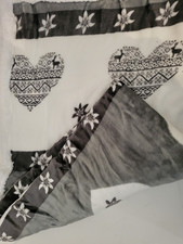 AFIBEL Plaid fausse fourrure blanc gris imprimé coeurs extra doux 120 x 150 cm