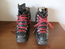 Ancienne chaussures de ski