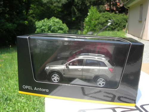 Norev opel 4x4 antara 5 - 1/43,