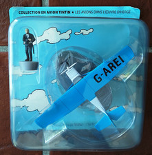 Figurine EN AVION TINTIN N°23
