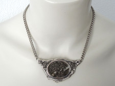 Collier Art Nouveau Relief
