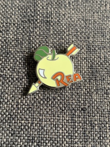 Pin logo pomme - pomme, et