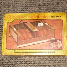 Van Wyck The Hot Dog Machine