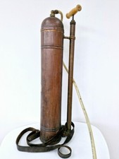 Ancien grand pulvérisateur en cuivre avec cordon en cuir d'origine pompe