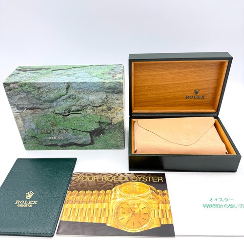 Rolex box 2 - 68.00.2, submariner