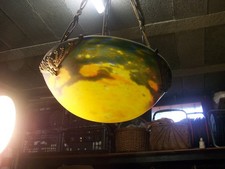 suspension en pate de verre,marbré,signé mulleur a luneville