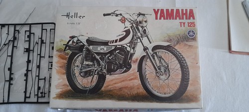 Ancienne maquette moto 8 - ancienne, 1/8