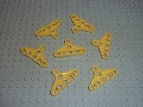 Lego technic yellow - lego,