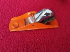 Ancien petit rabot à bois