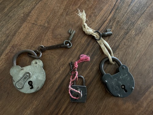 Lot cadenas anciens - de,