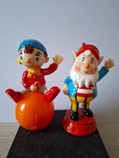 Lot 2 Figurines plastique EBL