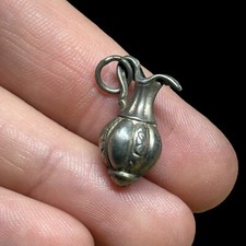 Rare Pendentif En Argent Massif & Pichet Style Antique & XIX Eme