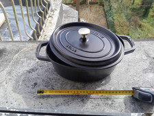 Cocotte en fonte STAUB 27