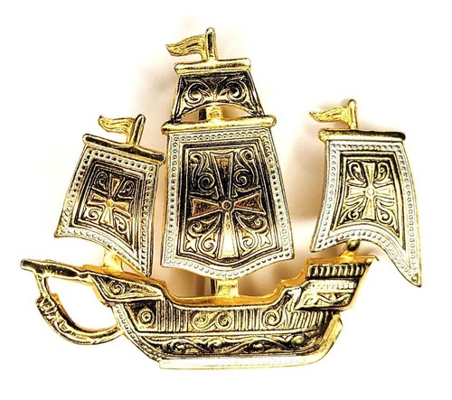 Broche forme galion - forme, de