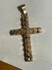 Ancien pendentif croix en or 18 carats 0,8 g
