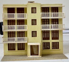 JOUEF HO immeuble HLM maquette