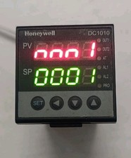 Contrôleur de température numérique à microprocesseur HONEYWELL DC1010CL...