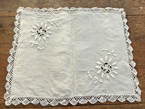 Linge ancien joli - , en